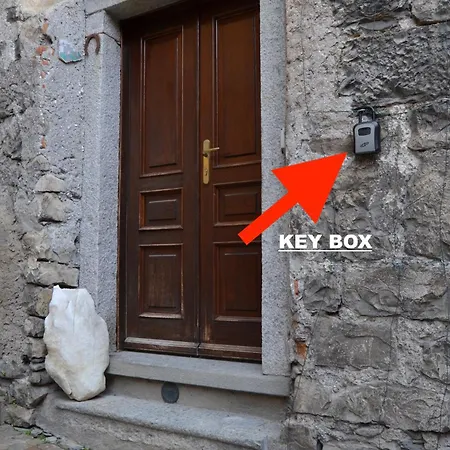 Semesterbostad Vintage - In Centro! Argegno